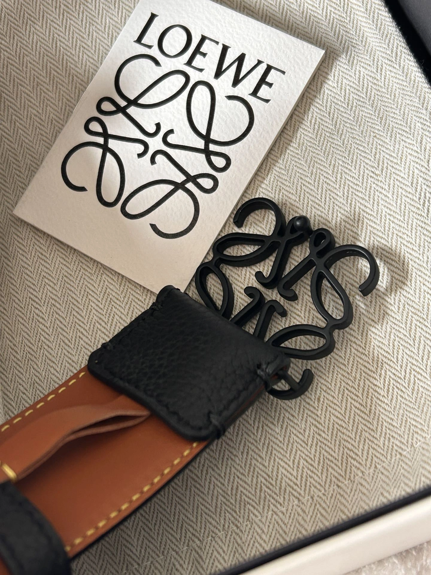 Barbara-- 8o5w5 Calfskin 4.0cm reversible item:D-S179F0583